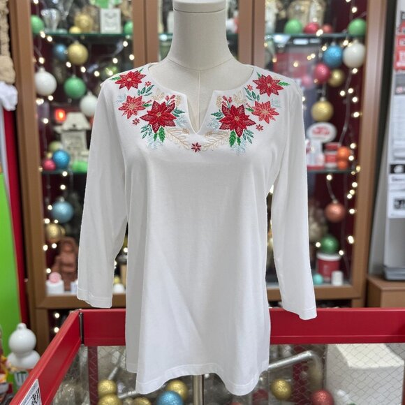 Coral Bay Holiday Poinsettia Embroidered White Top PM Petite Medium Christmas - Picture 1 of 8